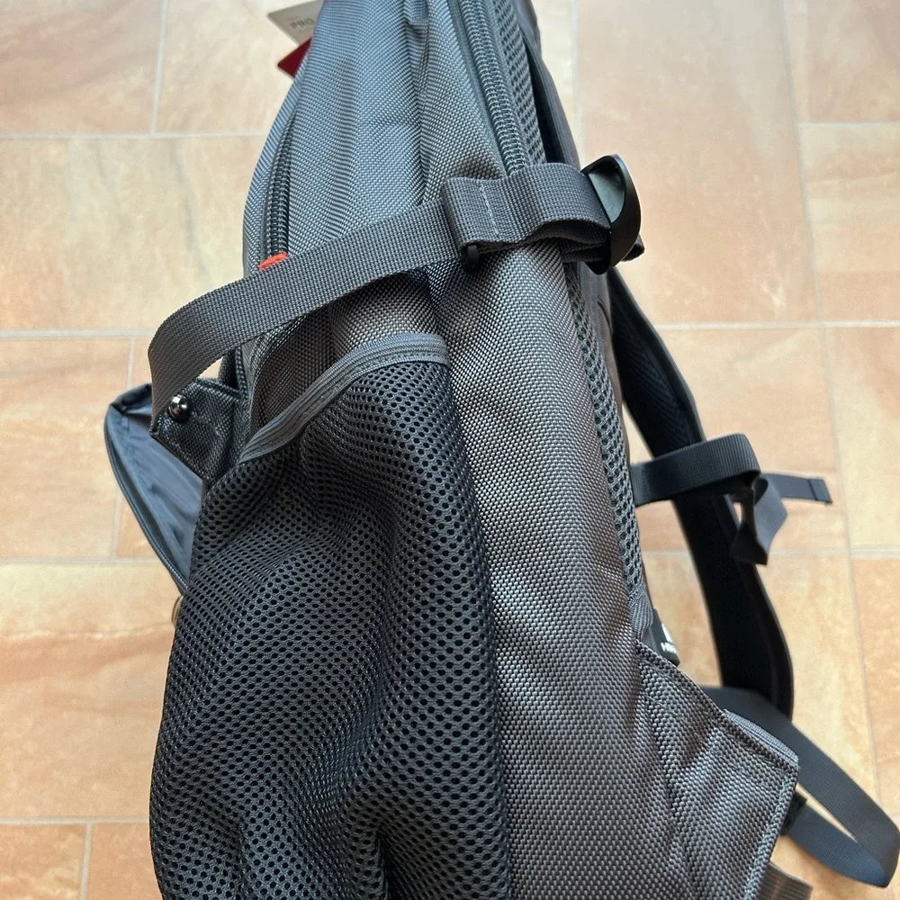 NWT High Sierra Black & Gray Pro Series Business Laptop Travel Backpack